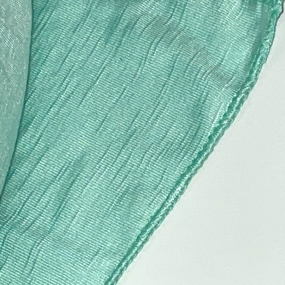 Hijab - Made In Dubai UAE - Picture 4 of 10